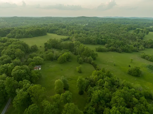 $1,150,000 | 775 Railroad Avenue, Wartrace, TN 37183