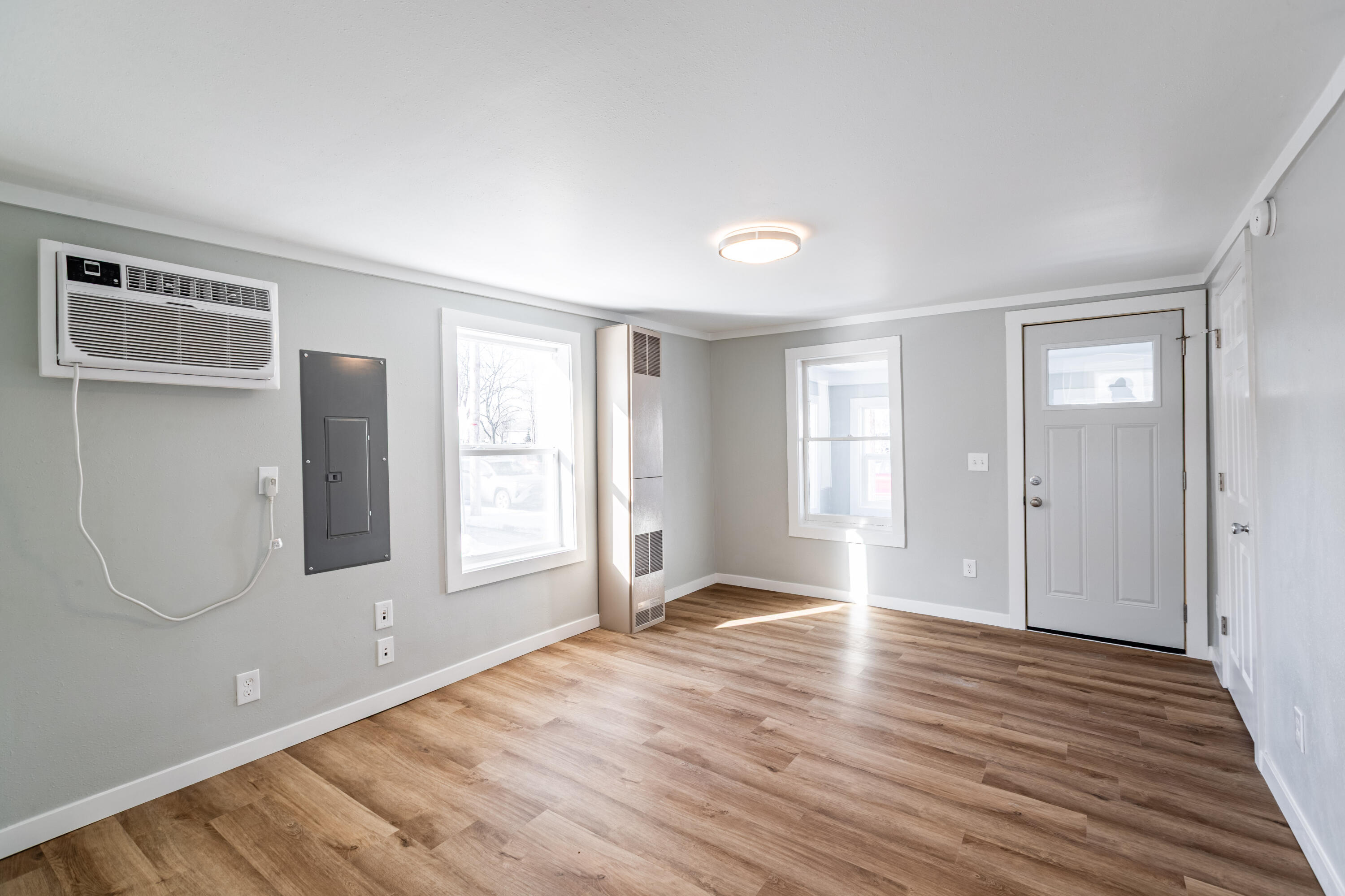 818 Denton Street La Crosse, WI 54601 - Photo 12 of 16 C24I0412-HDR