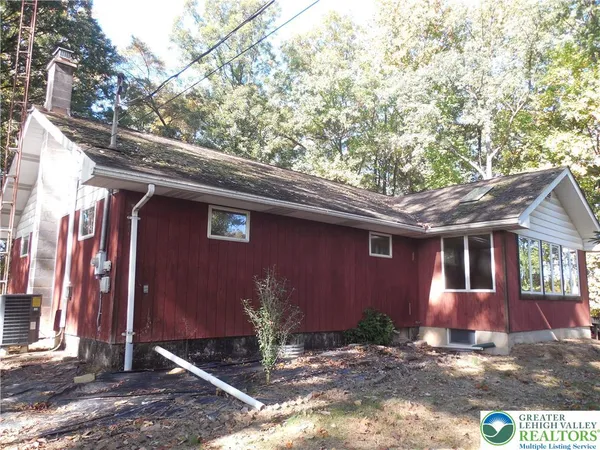 $419,900 | 148 West Moorestown Road, Wind Gap, PA 18091
