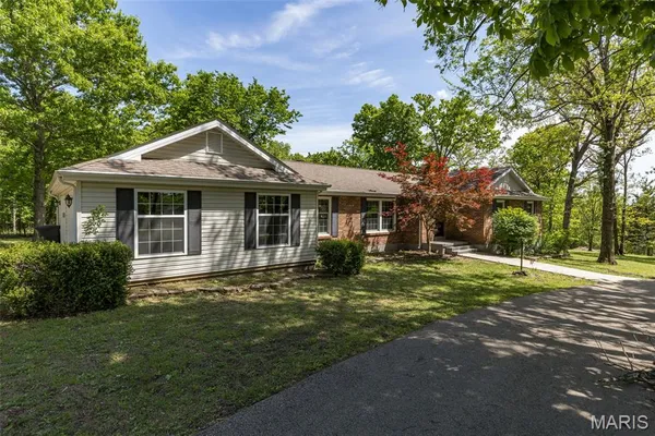 $350,000 | 842 Ridgeview Lane, Bonne Terre, MO 63628