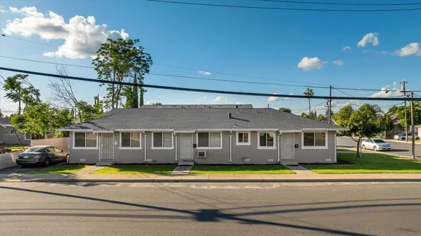$815,000 | 180 East J Street, Oakdale, CA 95361