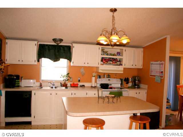 5570 Bethany Church Road Bumpass, VA 23024 - Photo 5 of 14 Gallery Image 5