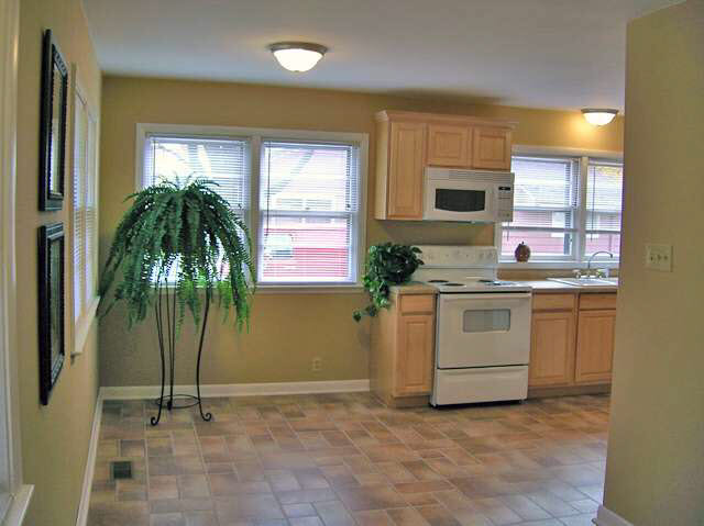 114 North Morrison Road Muncie, IN 47304 - Photo 6 of 9