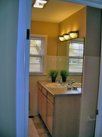 114 North Morrison Road Muncie, IN 47304 - Photo 8 of 9