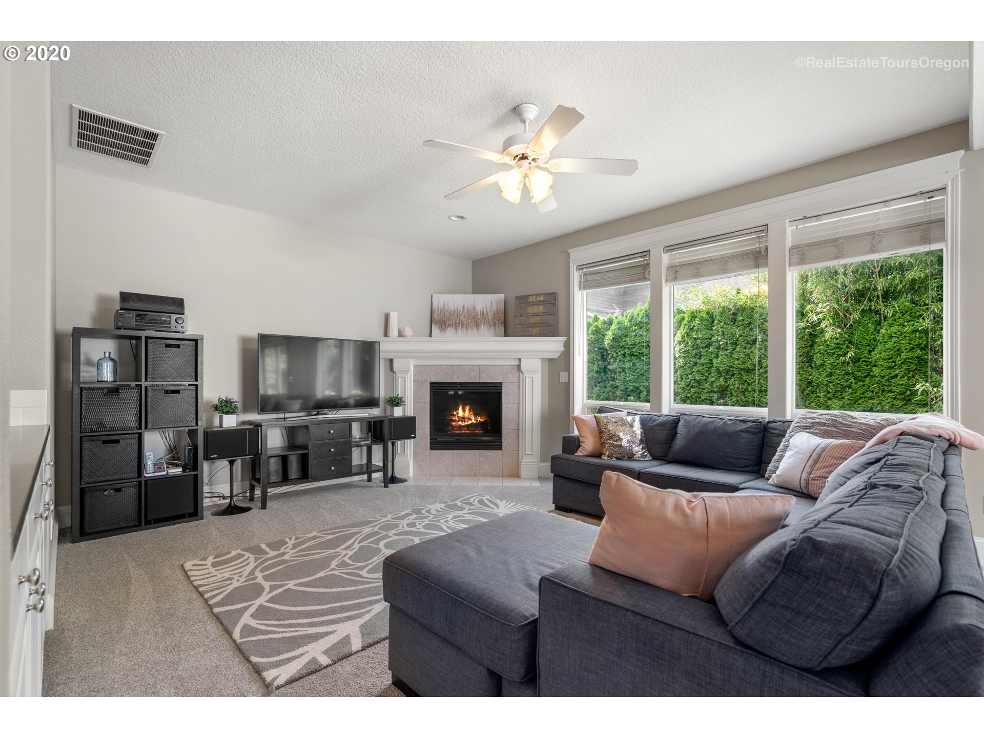 16118 Southwest Cooper Lane Tigard, OR 97224 - Photo 11 of 32 Gallery Image 11