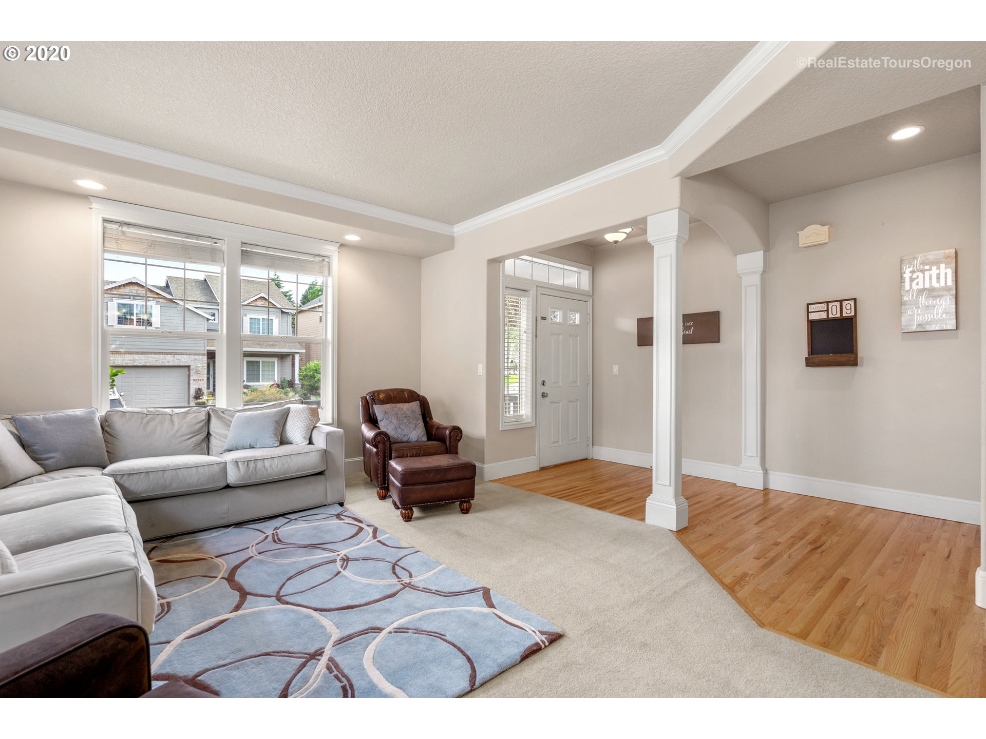 16118 Southwest Cooper Lane Tigard, OR 97224 - Photo 3 of 32 Gallery Image 3