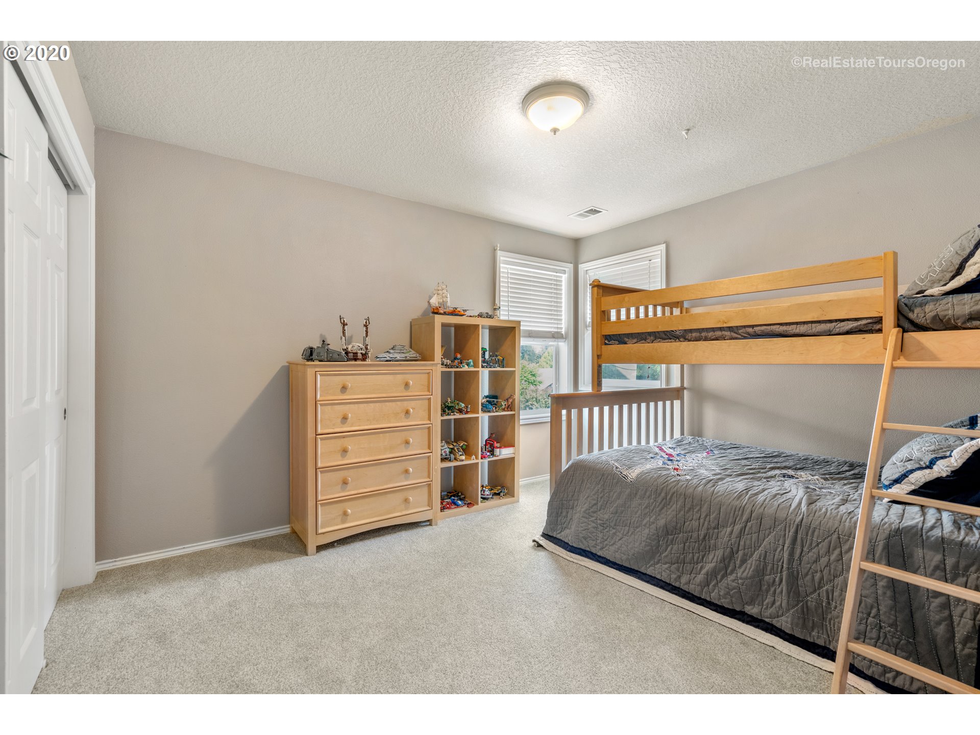 16118 Southwest Cooper Lane Tigard, OR 97224 - Photo 24 of 32 Gallery Image 24