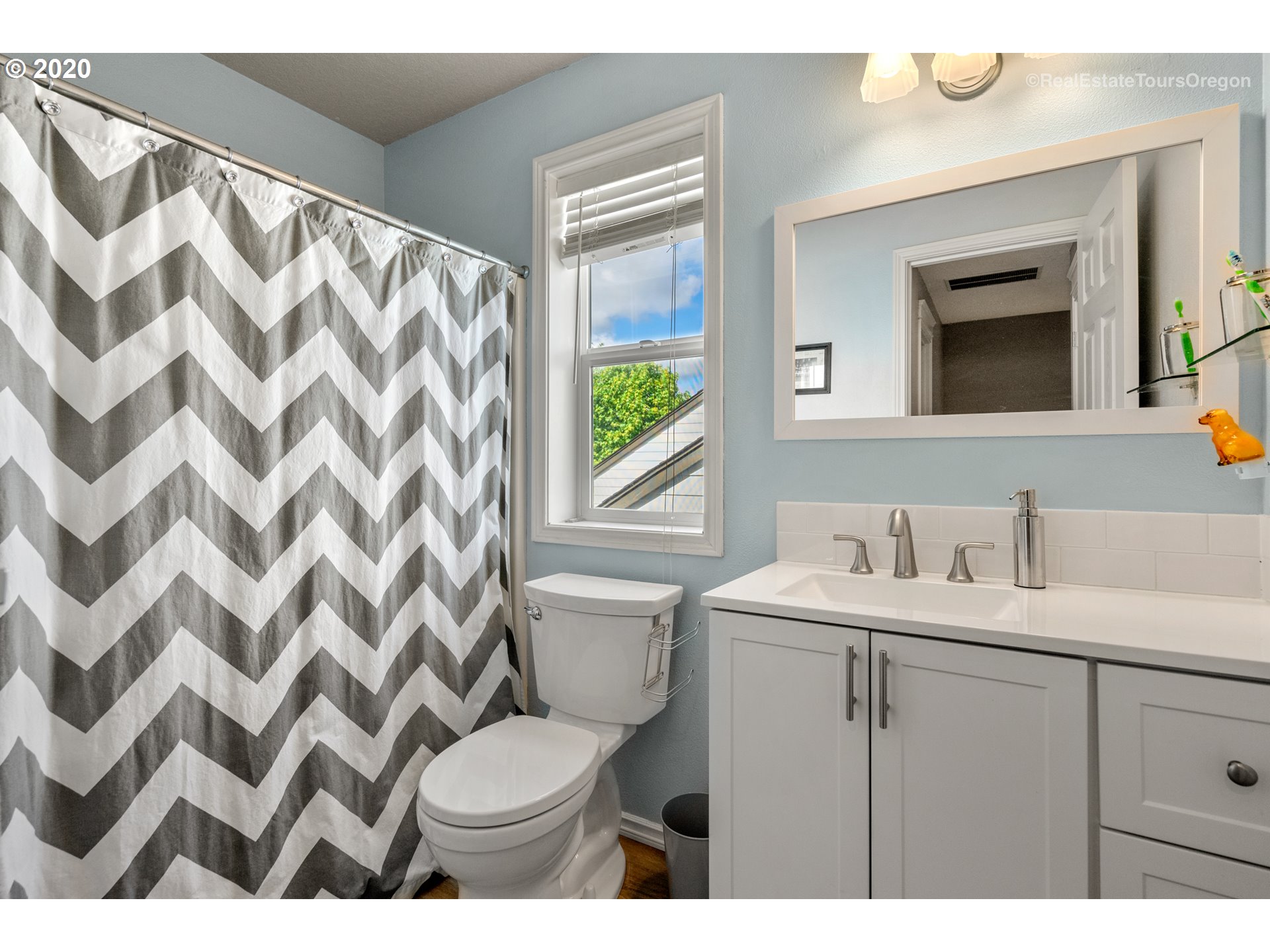 16118 Southwest Cooper Lane Tigard, OR 97224 - Photo 26 of 32 Gallery Image 26