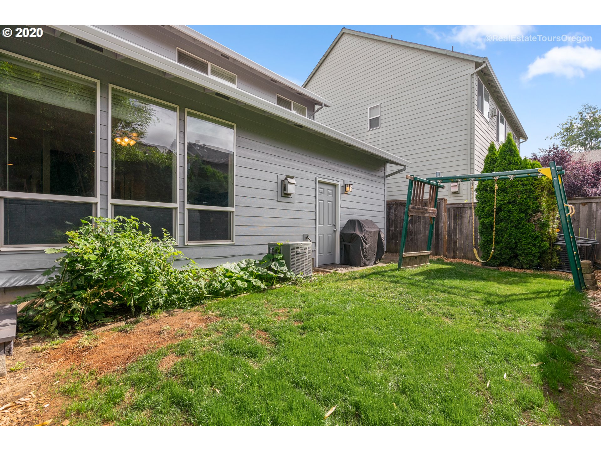 16118 Southwest Cooper Lane Tigard, OR 97224 - Photo 31 of 32 Gallery Image 31