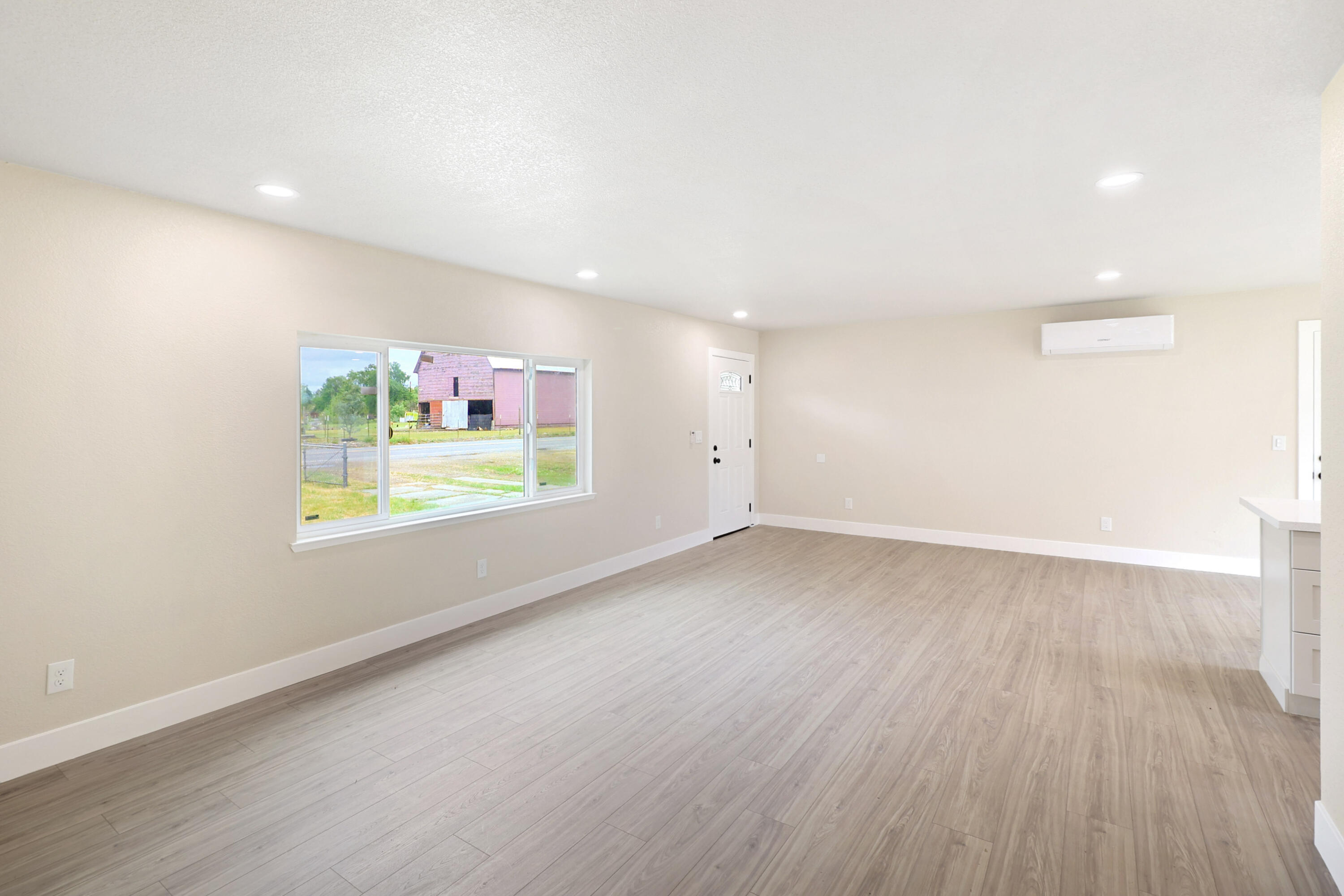 2460 Balls Ferry Road Anderson, CA 96007 - Photo 13 of 37 14-01