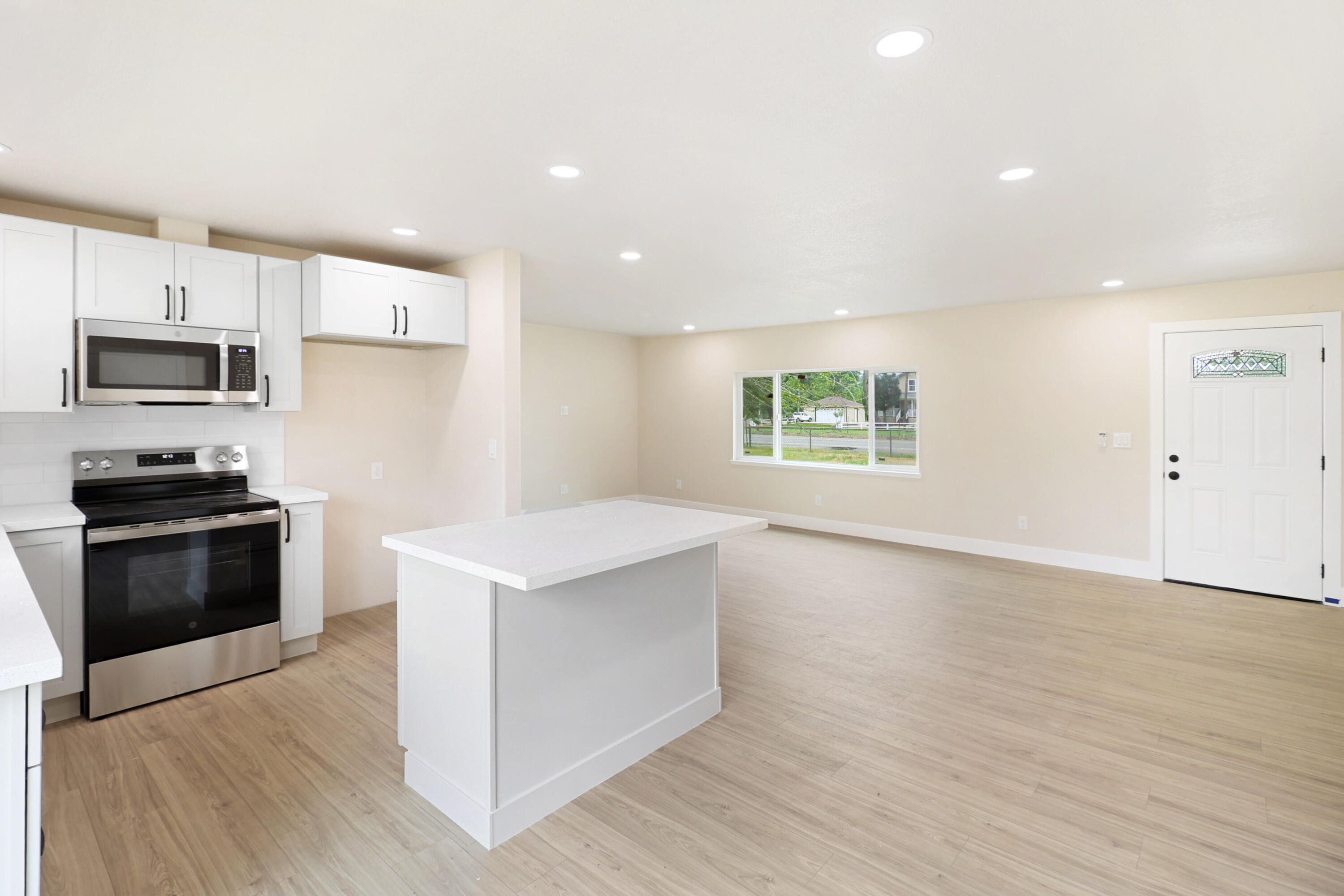 2460 Balls Ferry Road Anderson, CA 96007 - Photo 10 of 37 10-04