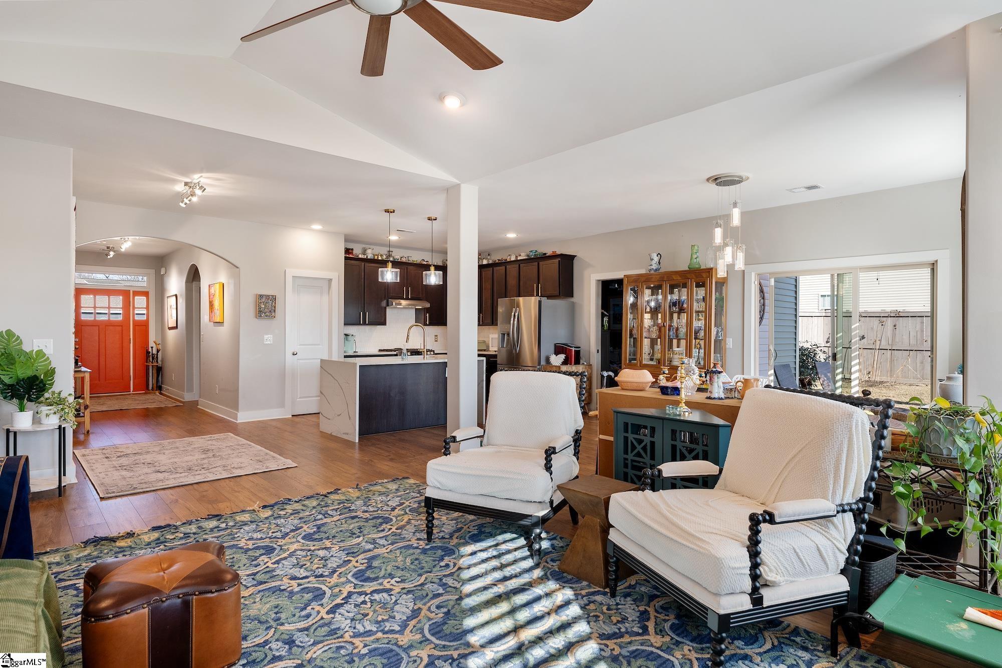 305 Ellsberry Way Greer, SC 29651 - Photo 6 of 35