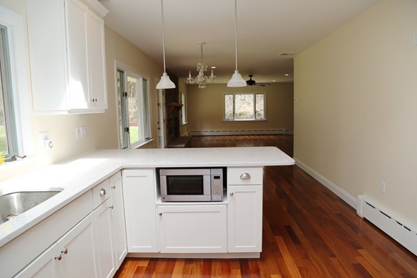 135 Georgetown Road Boxford, MA 01921 - Photo 7 of 30