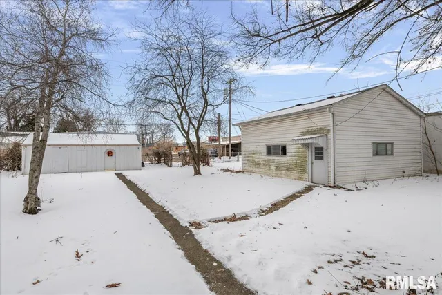 $89,900 | 3120 South 13th Street, Springfield, IL 62703
