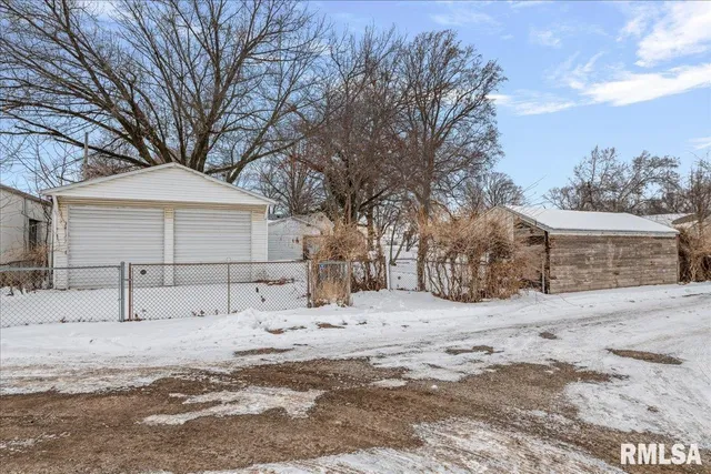 $89,900 | 3120 South 13th Street, Springfield, IL 62703