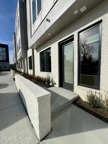 $1,650 | 1108 Castle Street, Unit 104, Wilmington, NC 28401