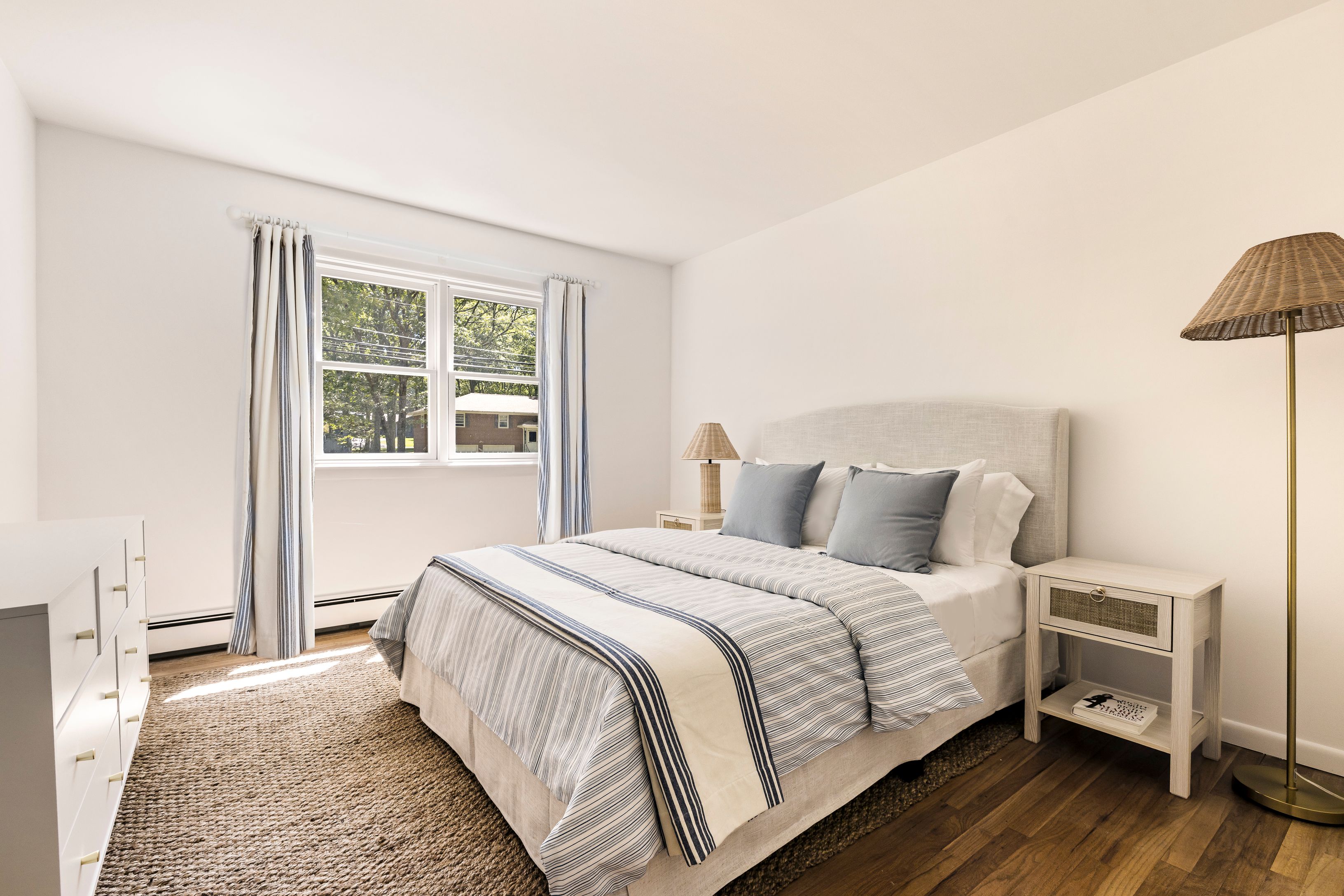 1635 Sagg Road Sag Harbor, NY 11963 - Photo 15 of 19