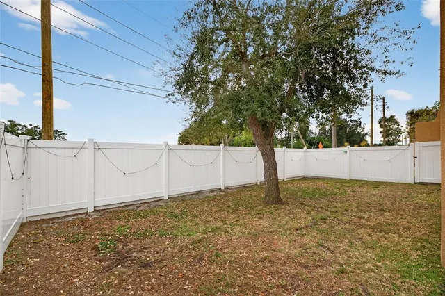 $2,900 | 4362 Tyler Circle North, St. Petersburg, FL 33709