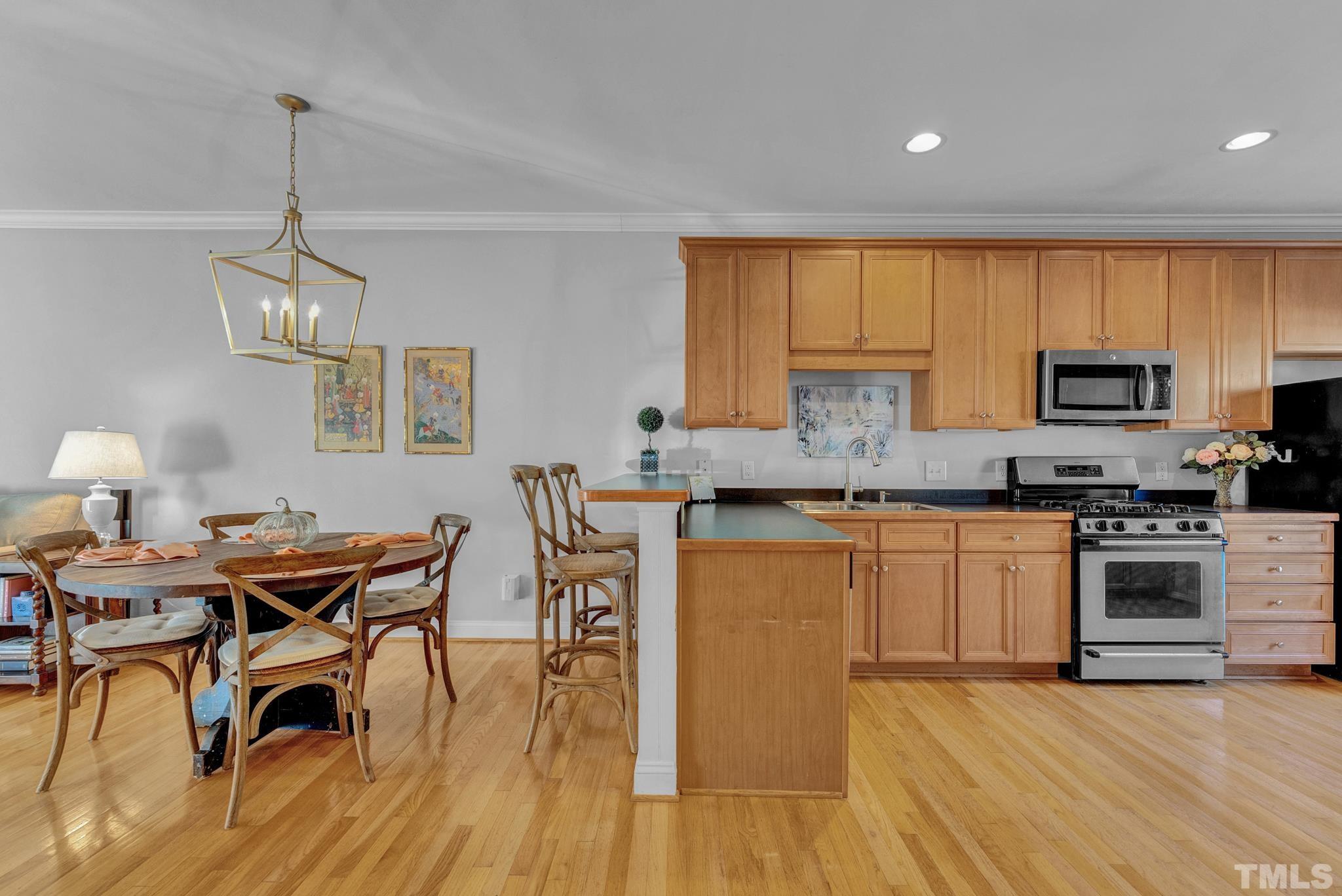1306 Cameron View Court Raleigh, NC 27607 - Photo 3 of 27