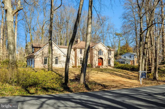 $1,620,000 | 4221 Sherando Lane, Annandale, VA 22003