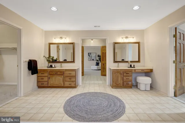 $1,620,000 | 4221 Sherando Lane, Annandale, VA 22003