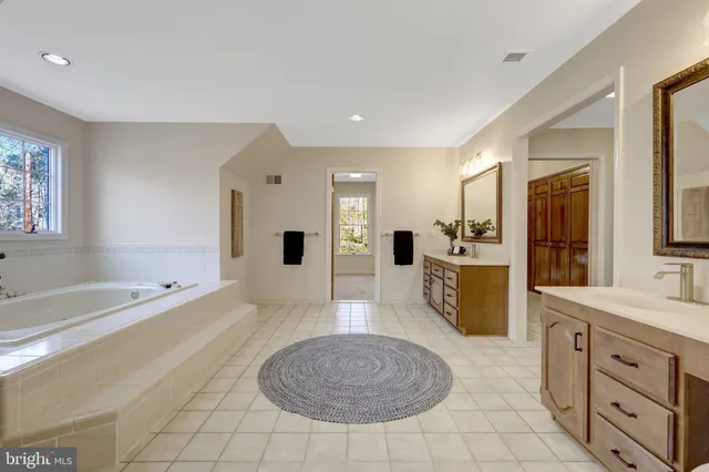 $1,620,000 | 4221 Sherando Lane, Annandale, VA 22003