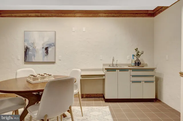 $1,620,000 | 4221 Sherando Lane, Annandale, VA 22003