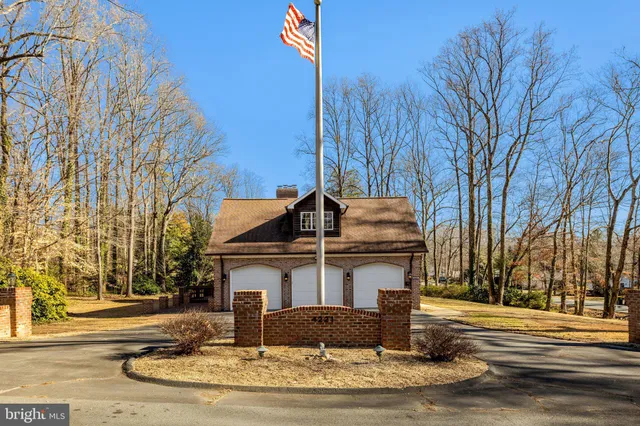 $1,620,000 | 4221 Sherando Lane, Annandale, VA 22003