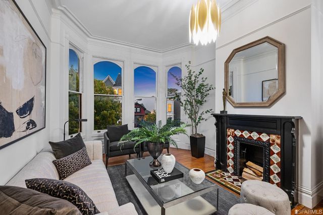 $1,889,000 | 423 Lyon Street, San Francisco, CA 94117