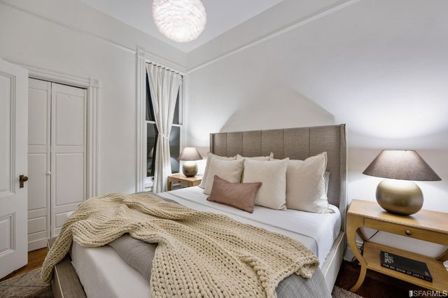 $1,889,000 | 423 Lyon Street, San Francisco, CA 94117