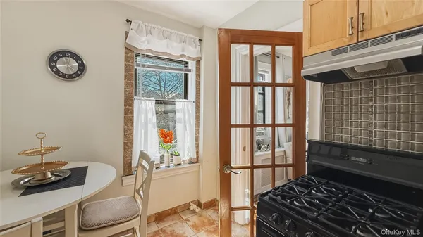 $305,000 | 185 Marine Avenue, Unit 2C | Bay Ridge
