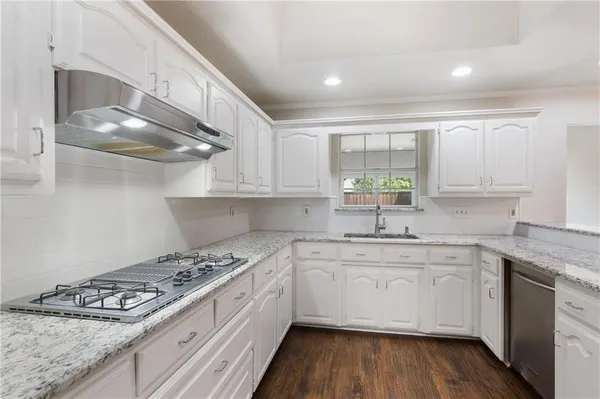 $3,300 | 4437 Avonshire Lane, Plano, TX 75093