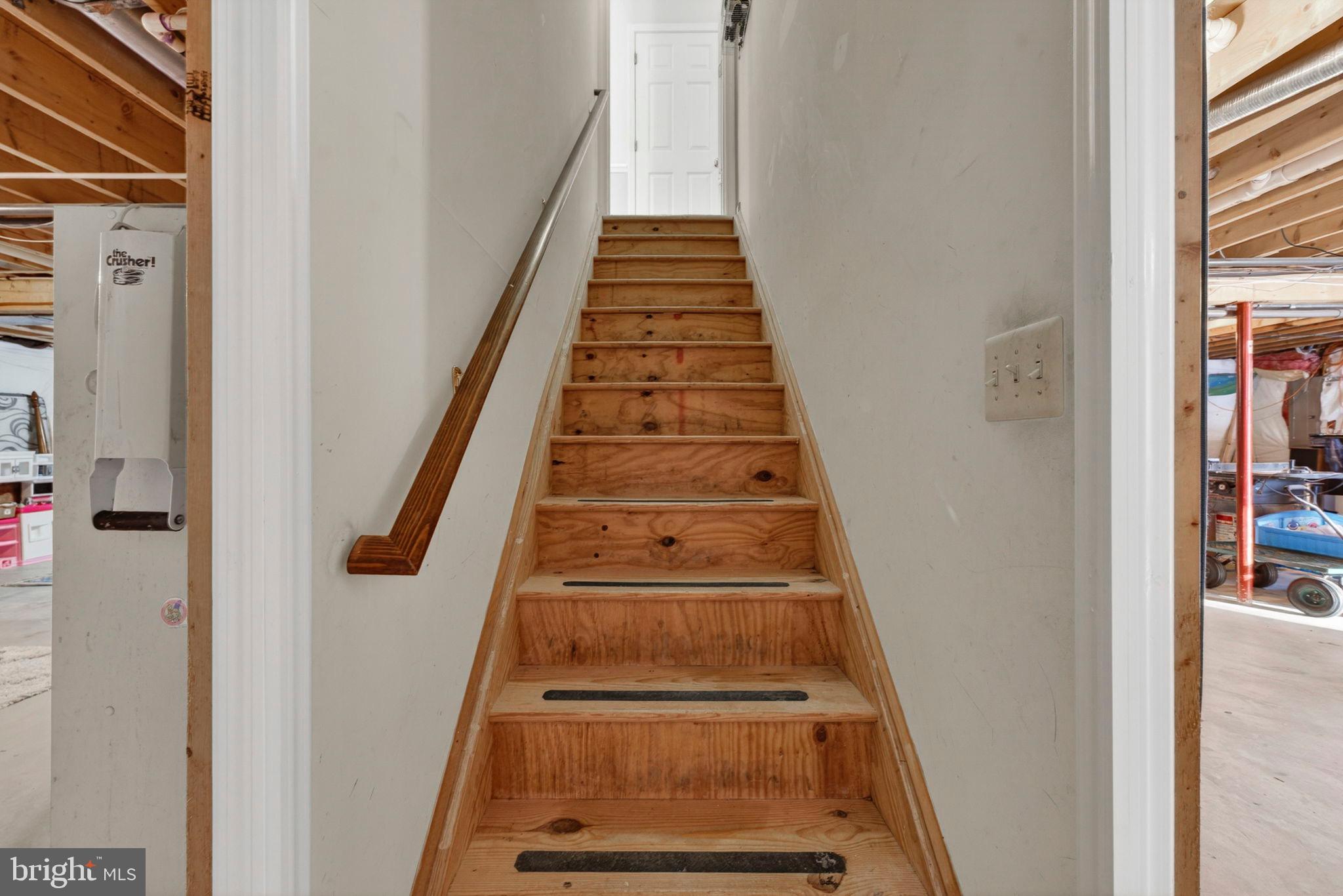 3460 Indian Run Road Amissville, VA 20106 - Photo 37 of 57 Inviting staircase leading to new possibilities.
