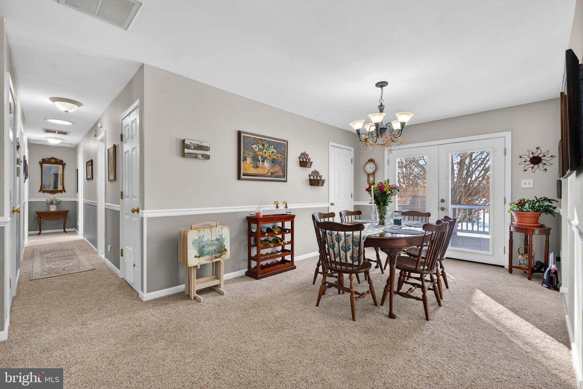 3460 Indian Run Road Amissville, VA 20106 - Photo 10 of 57 Bright and inviting dining area with charm.