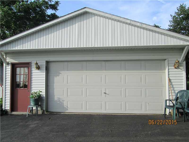 1162 Claypike Road Mount Pleasant, PA 15666 - Photo 4 of 25 Parking Lot/Garage.