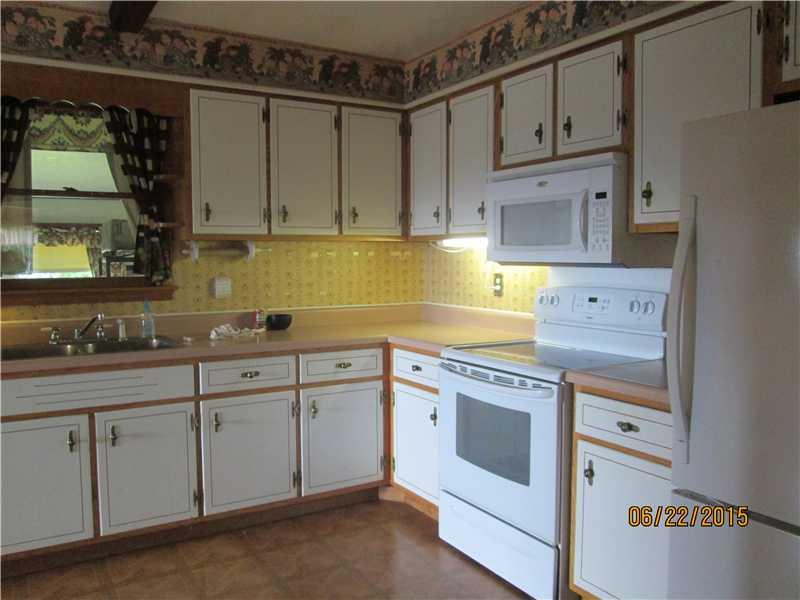 1162 Claypike Road Mount Pleasant, PA 15666 - Photo 10 of 25 Kitchen.