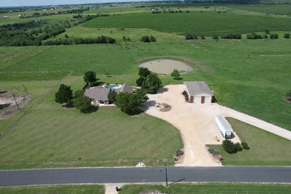 $1,155,000 | 651 County Road 497, Taylor, TX 76574
