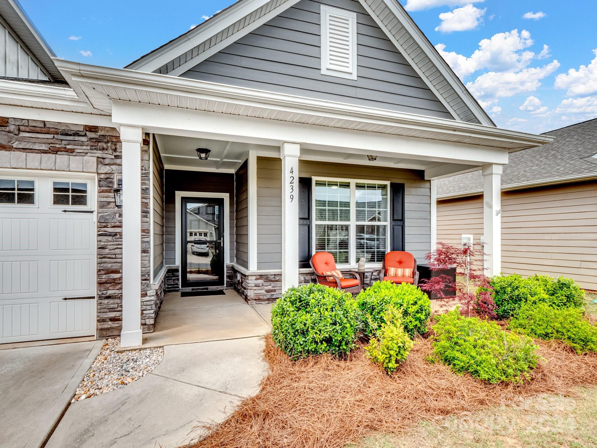 4239 Merrivale Drive Lancaster, SC 29720 - Photo 33 of 33 a front view of a house with garden