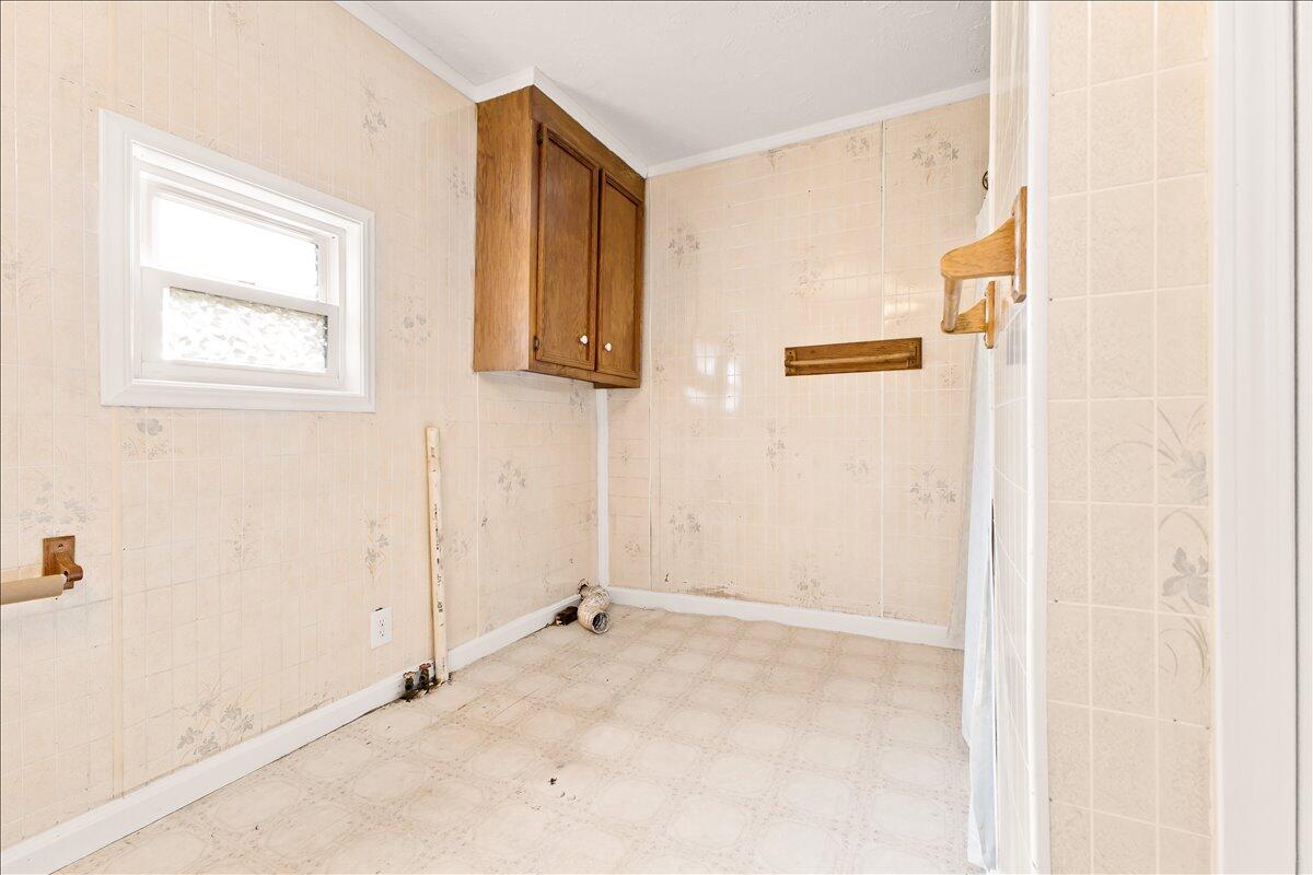 95 Spring Street Rocky Mount, VA 24151 - Photo 25 of 31 30-95 Spring St-30
