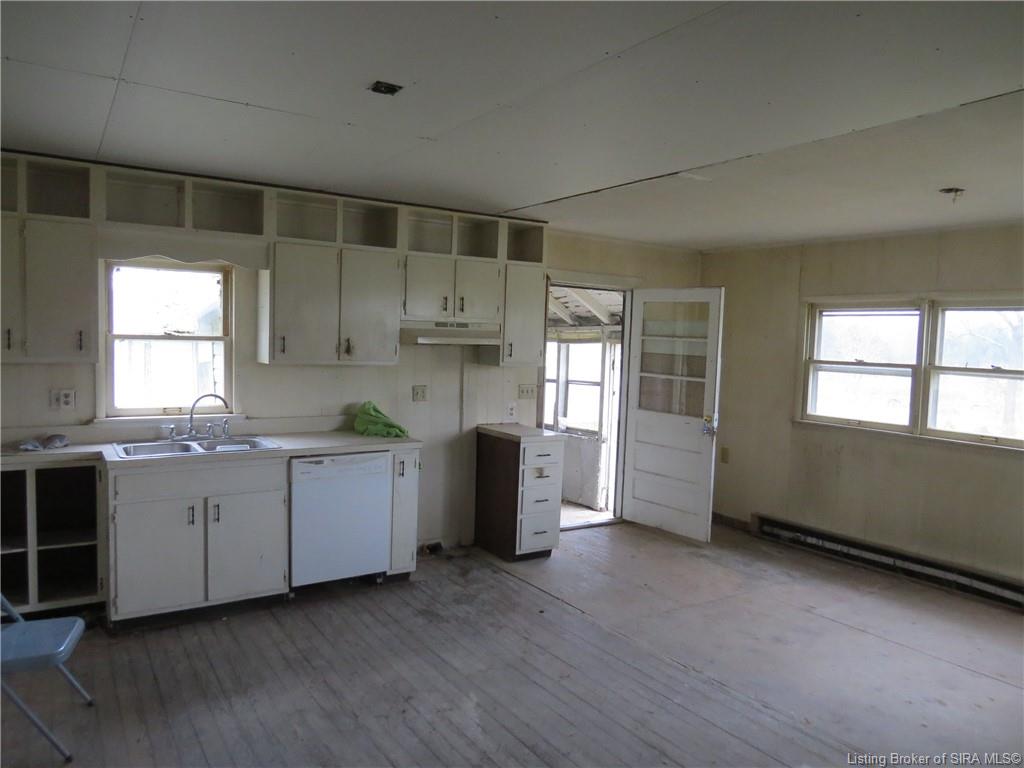 5573 East Kinderhook Road Scottsburg, IN 47170 - Photo 7 of 22 Gallery Image 7