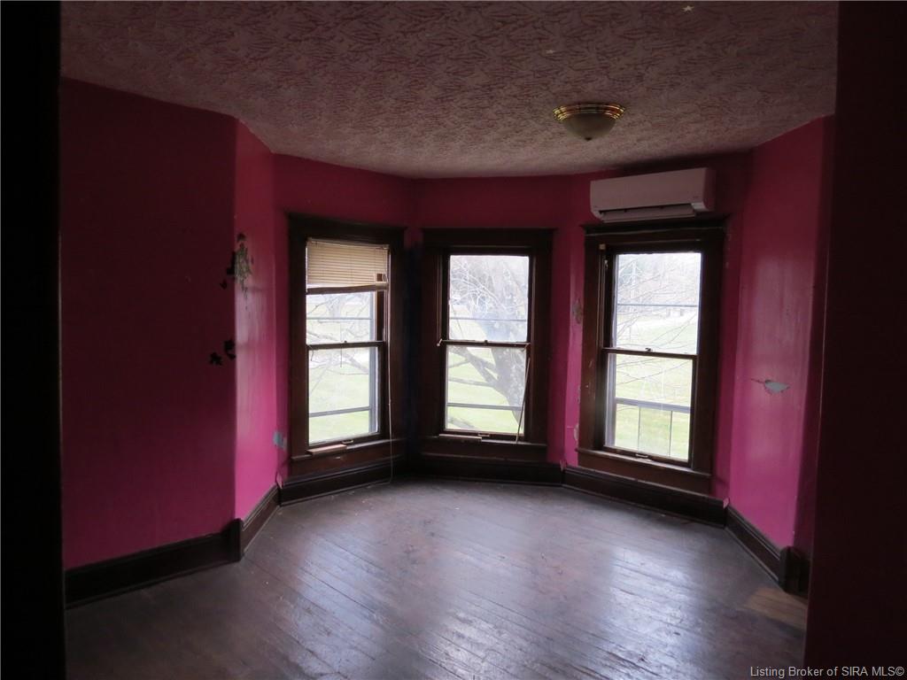 5573 East Kinderhook Road Scottsburg, IN 47170 - Photo 10 of 22 Gallery Image 10