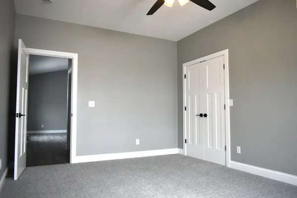 $279,900 | 225 South Pine Street, El Paso, IL 61738