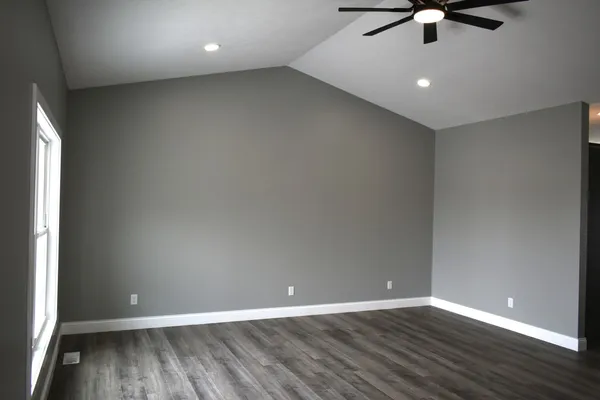 $279,900 | 225 South Pine Street, El Paso, IL 61738