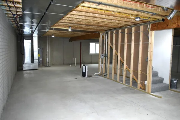 $279,900 | 225 South Pine Street, El Paso, IL 61738