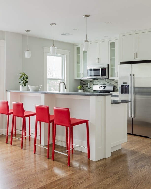 26 Park Road, Unit 3 Belmont, MA 02478 - Photo 3 of 12 Gallery Image 3
