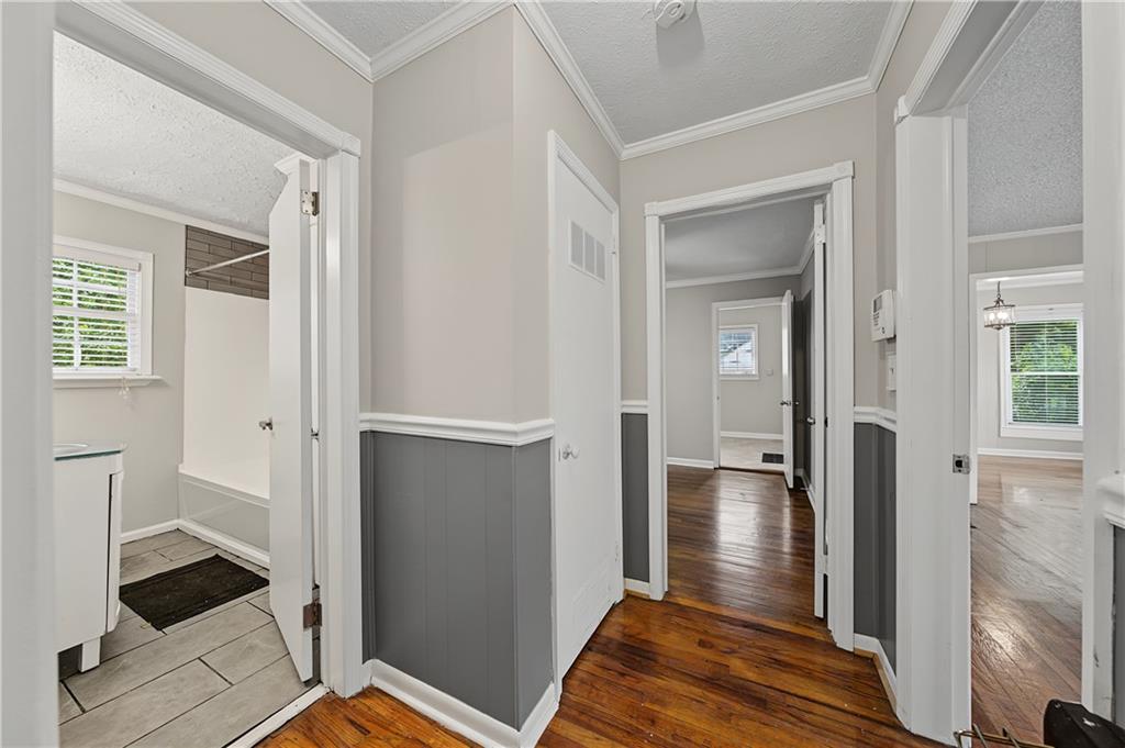 2327 Ben Hill Road East Point, GA 30344 - Photo 8 of 19 Gallery Image 8