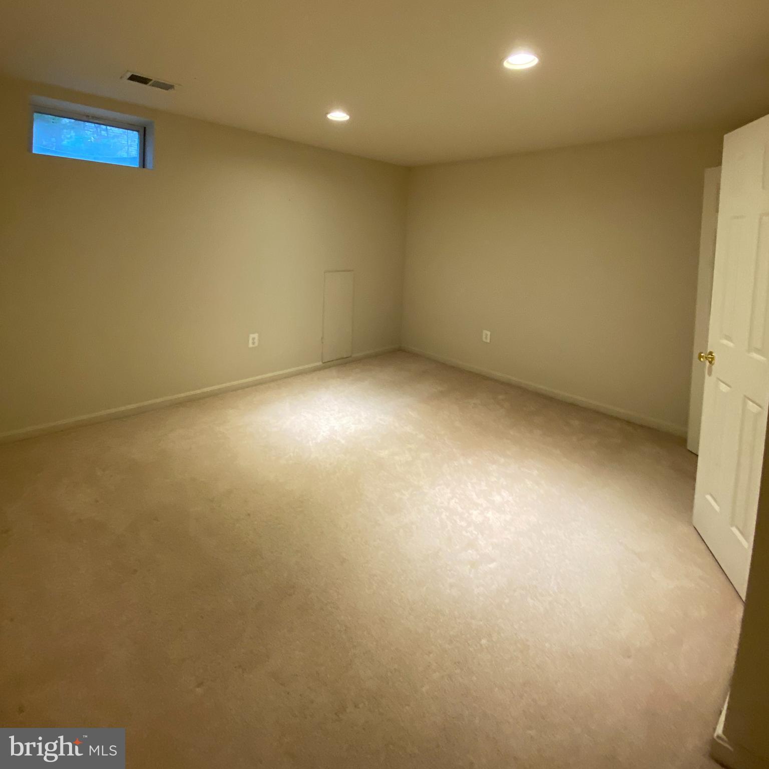 12098 Paper Birch Lane Gainesville, VA 20155 - Photo 24 of 27