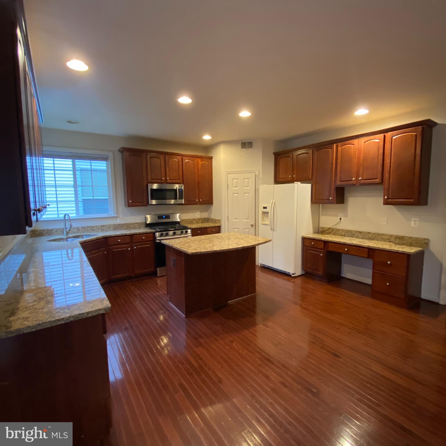 12098 Paper Birch Lane Gainesville, VA 20155 - Photo 6 of 27