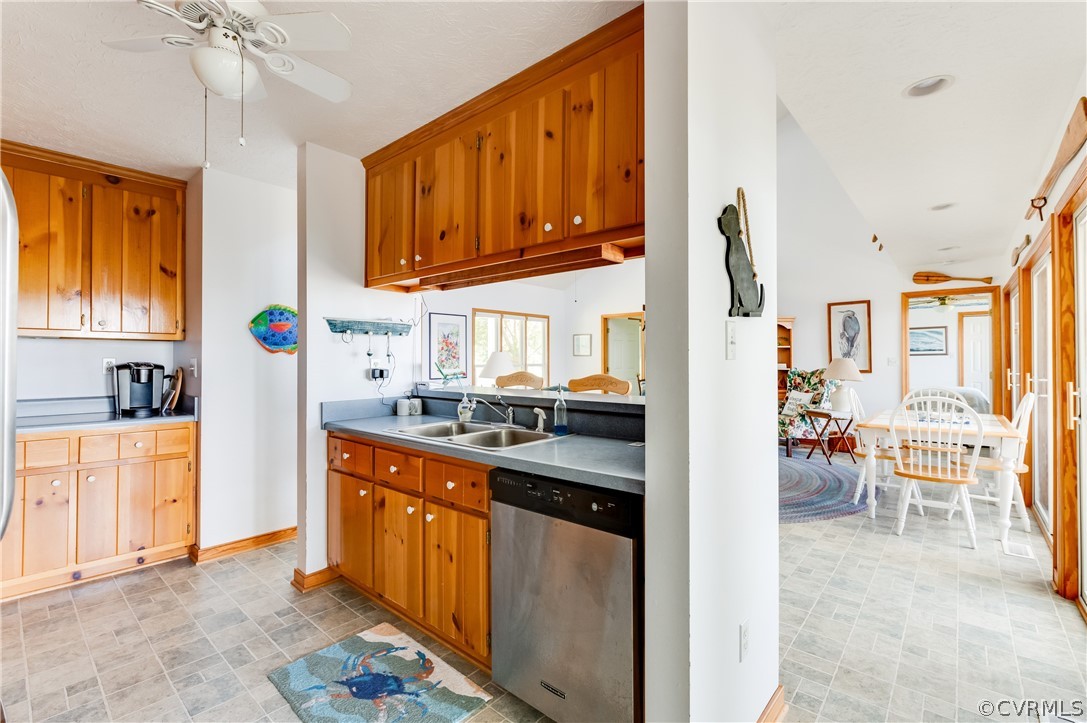 290 Oyster Shell Road Laneview, VA 22504 - Photo 12 of 48 Gallery Image 12