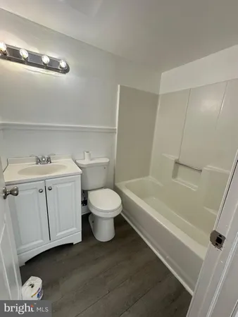 $1,950 | 106 North 34th Street, Unit A, Camden, NJ 08105
